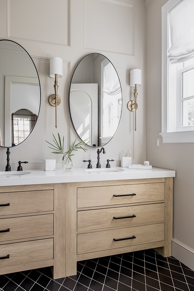 bathroom vanity mirror sconces